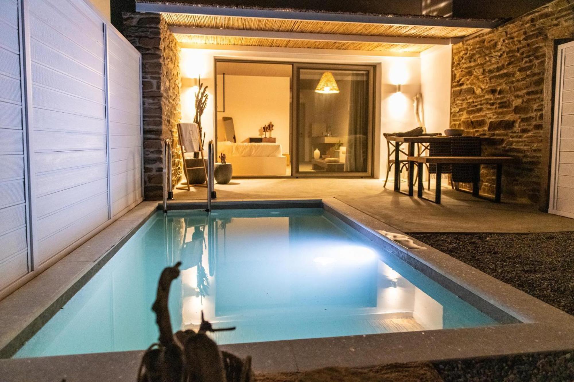 Tinosera Luxury * Agios Sostis (Tinos)
